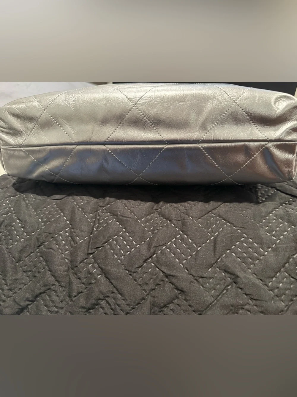 Chanel 22 in Metallic silver leather with silver hardware